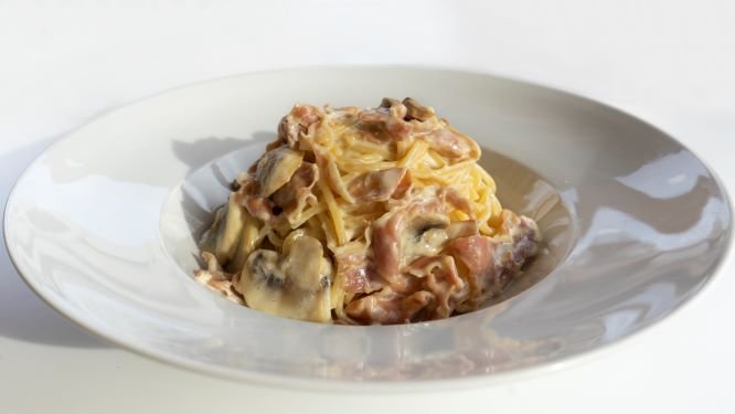 28. Spaghetti alla Triestina